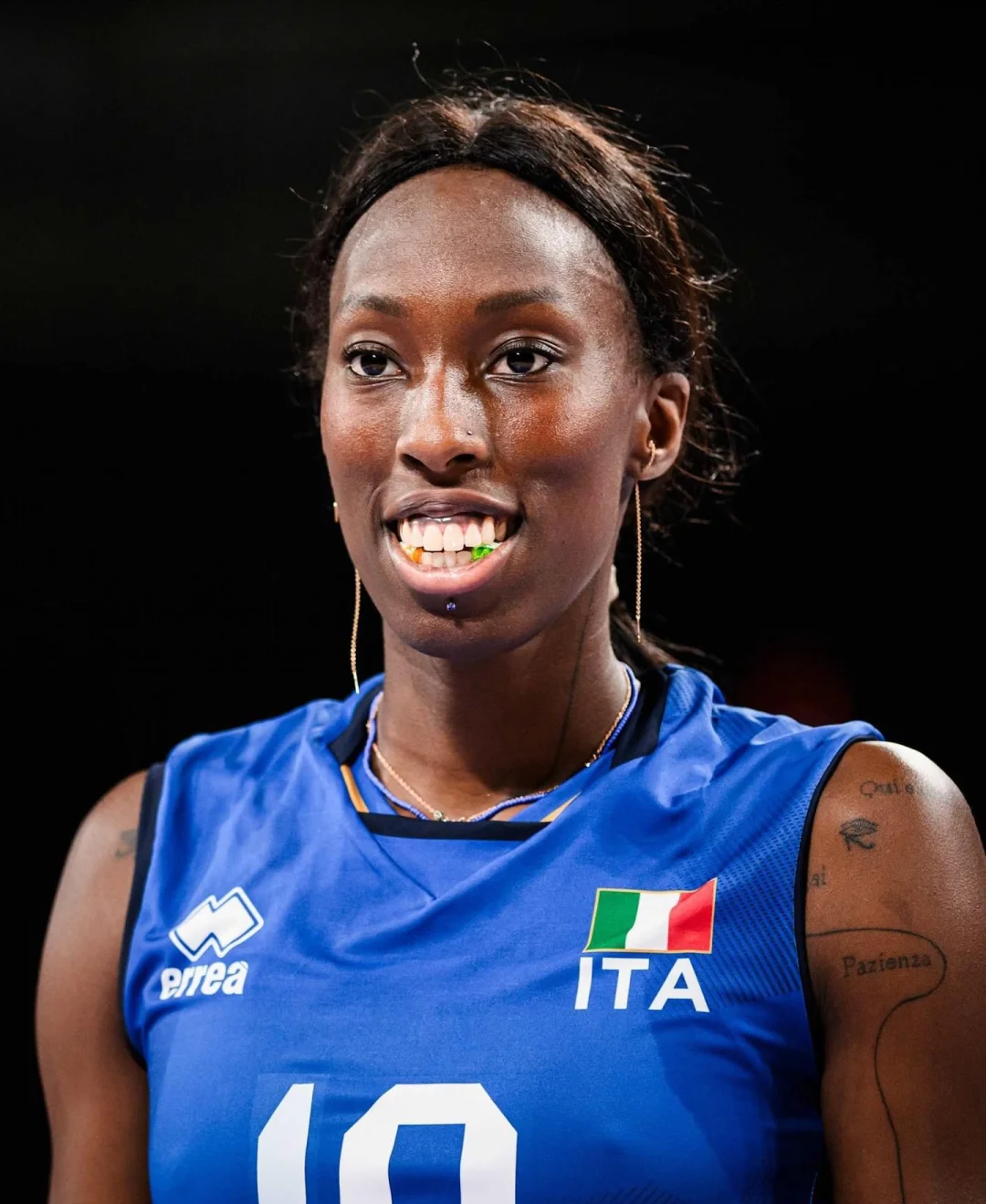 aoa体育活动-关于塞尔维亚淘汰意大利，晋级下一轮的信息