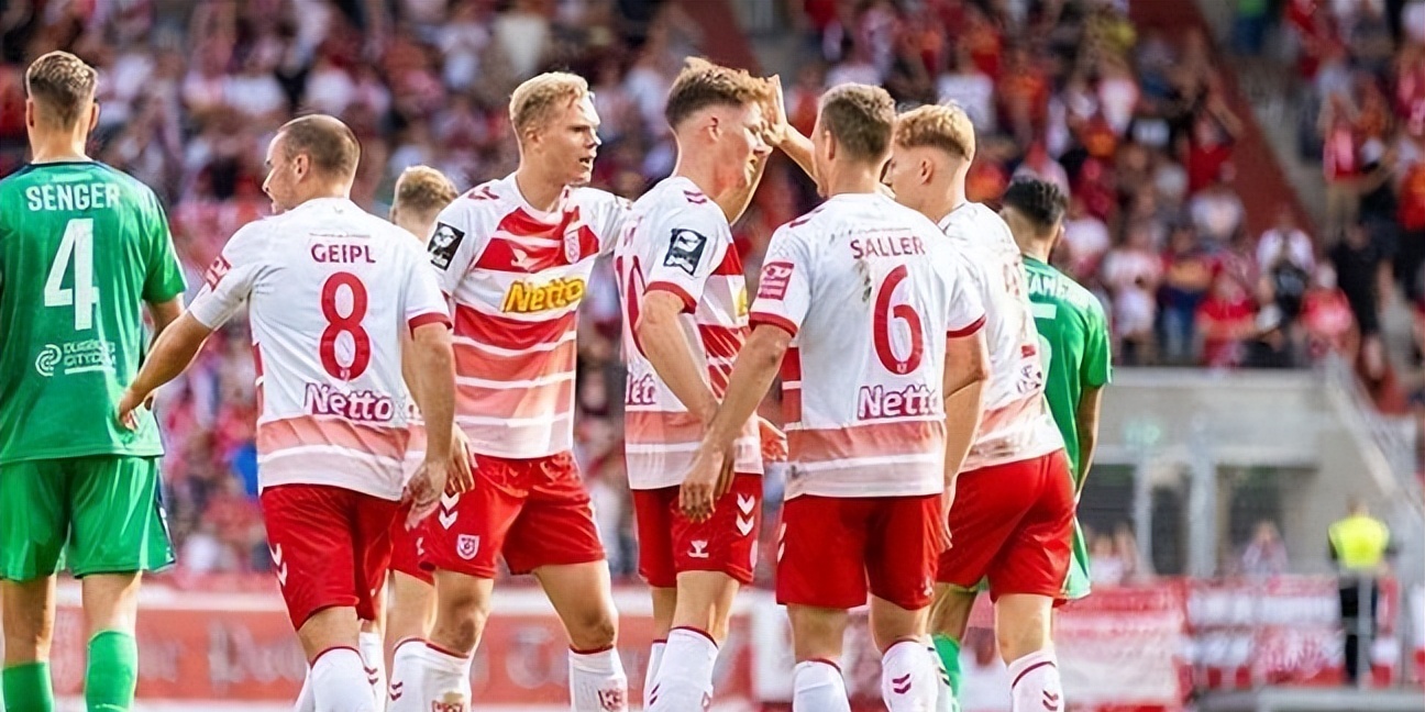 卡尔斯鲁厄大胜取胜，保级形势渐入佳境的简单介绍