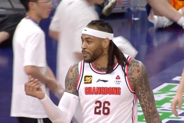 aoa体育新闻-上海队全场碾压CBA季后赛，如同剧本杀再现，三杀的简单介绍