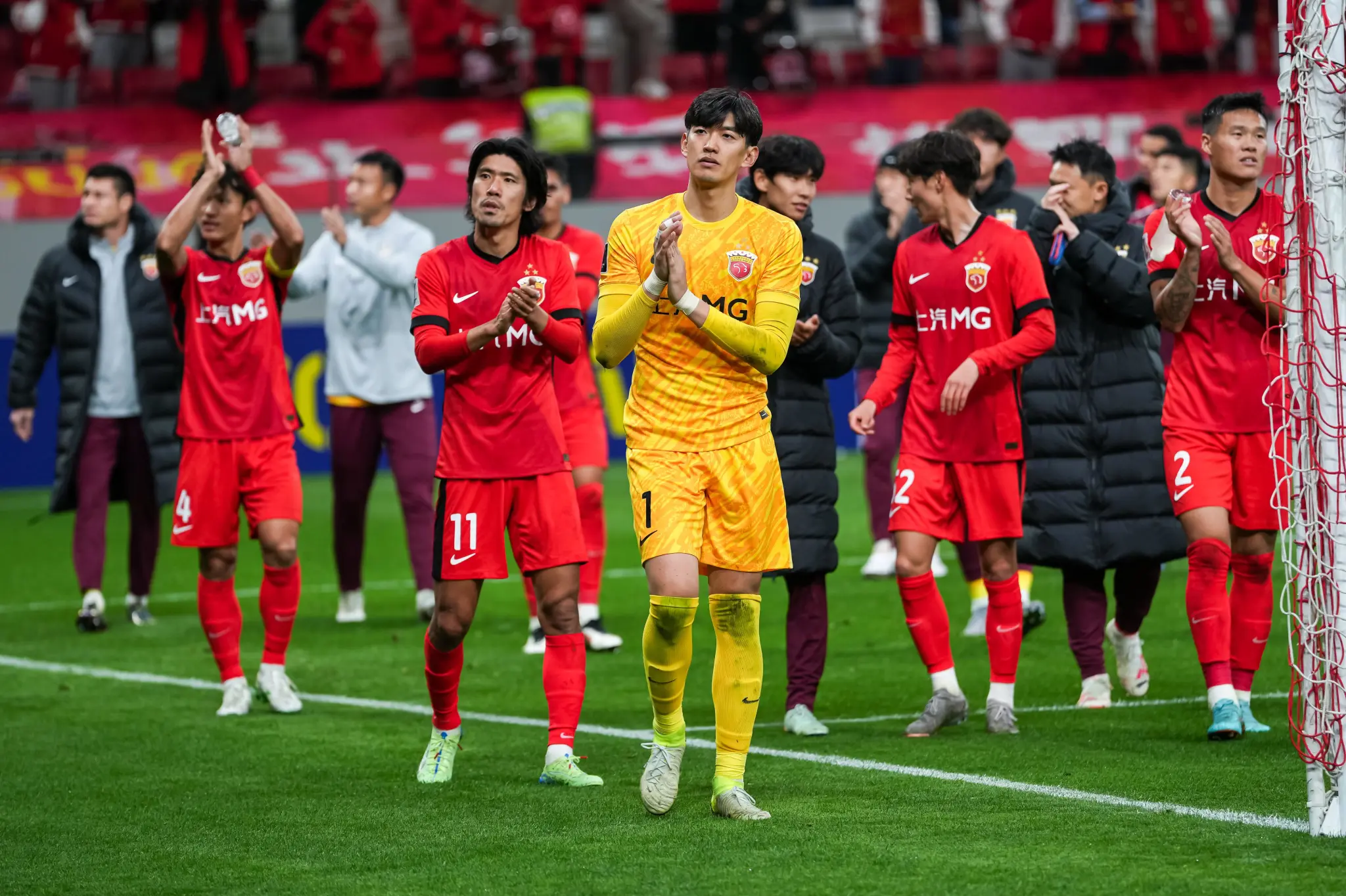 aoa体育馆-上港主场比赛手握胜利，士气高涨备战下次的简单介绍