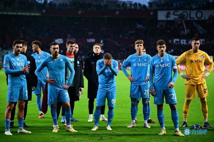 aoa体育教练-那不勒斯主场惨败，积分榜继续滑落的简单介绍