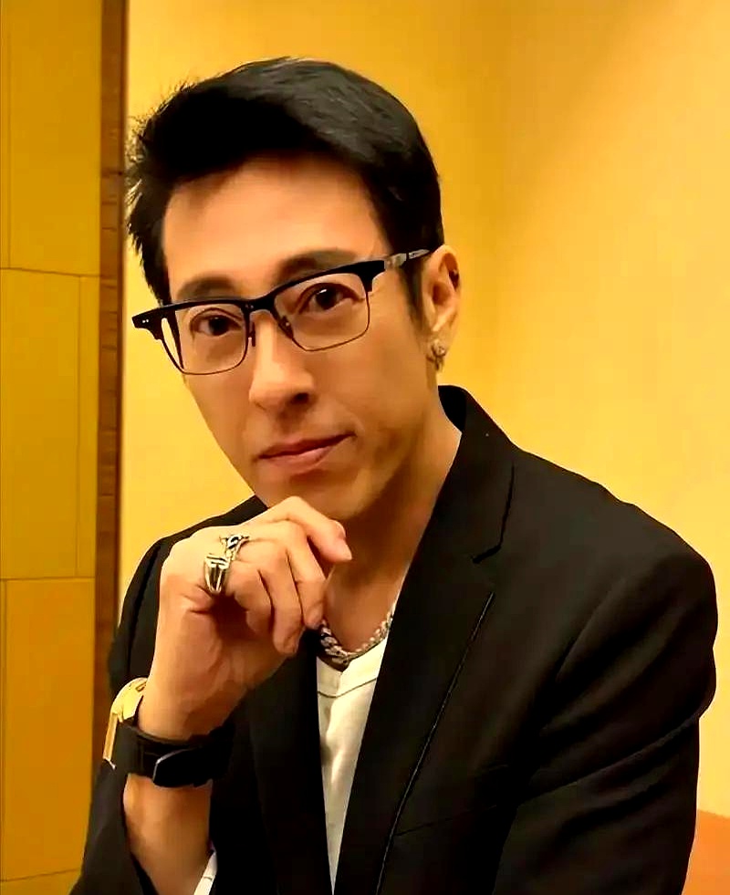 aoa体育教练-令人难以置信的胜利让球队跻身前列