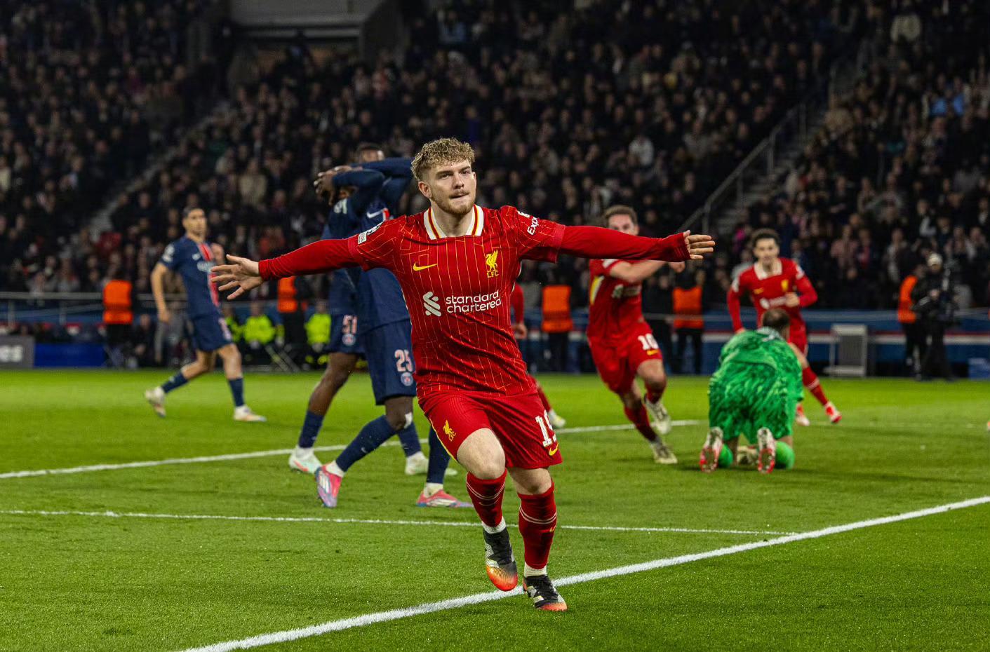 丹麦足球队士气高涨迎接挑战的简单介绍