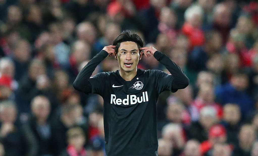 天使南野！利物浦惊艳表现晋级