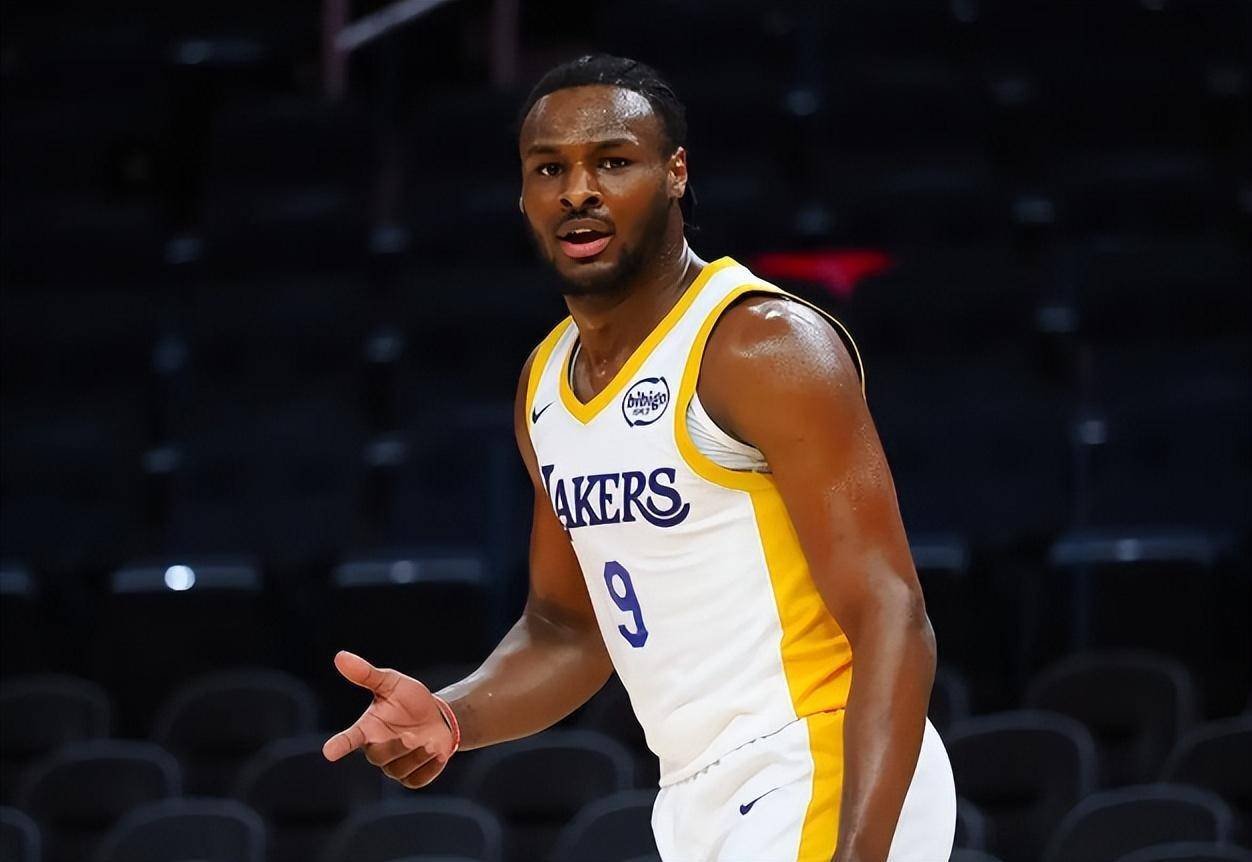 关于欧洲篮球联赛吸引全球目光，新秀崭露头角的信息