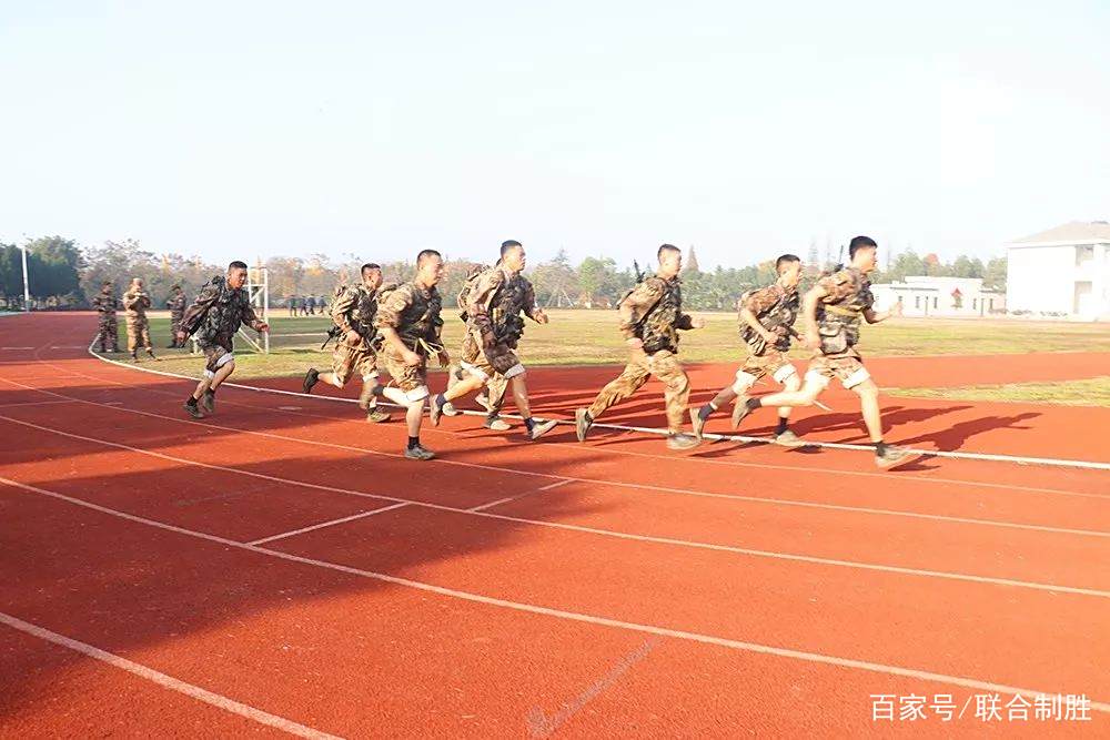 尖子队晋级下一轮比赛展现个人能力的简单介绍