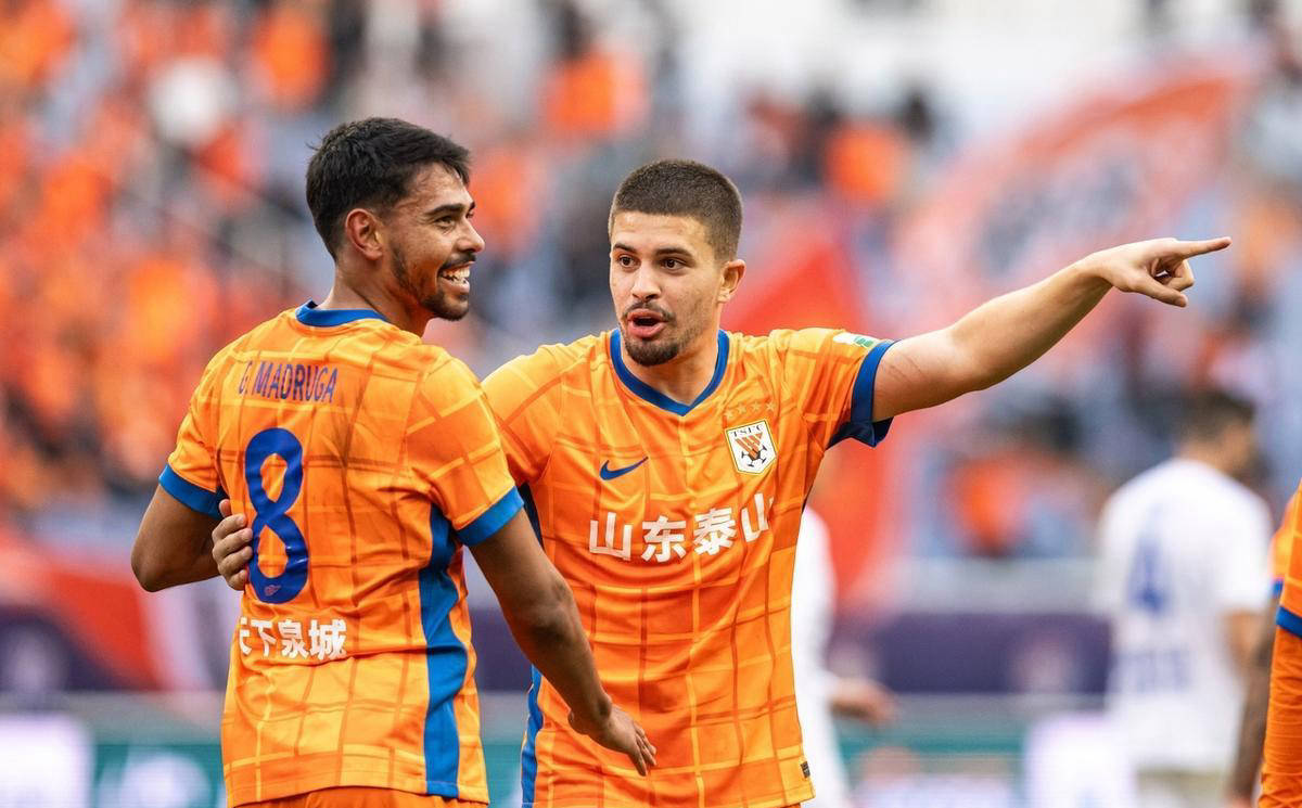 球队引进外援，提升球队整体实力