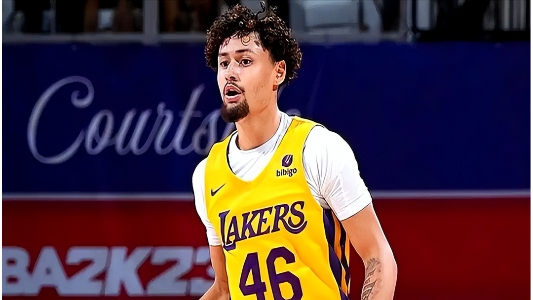 篮网签下新秀球员，加强内线防守实力的简单介绍