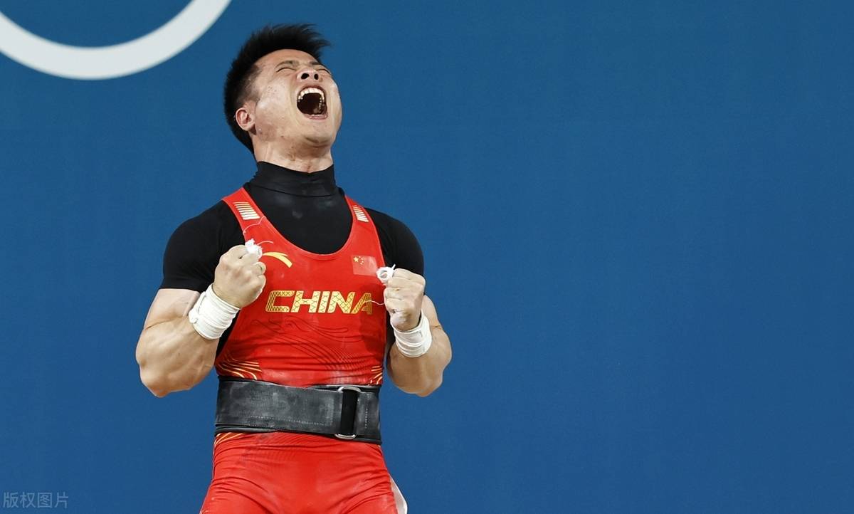 aoa体育新闻-包含东京奥运会篮球比赛引发热议，梦之队是否能再夺金牌？的词条